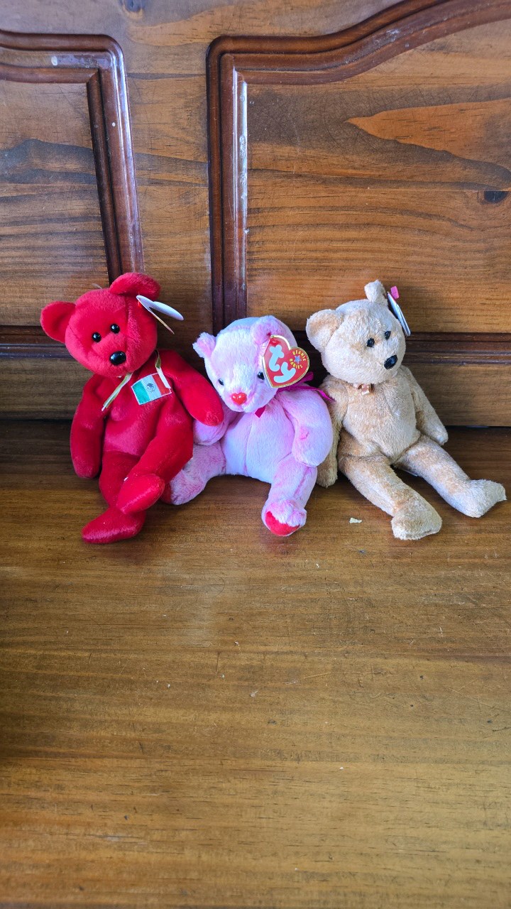 lot 122 image: Beanie Babies  3