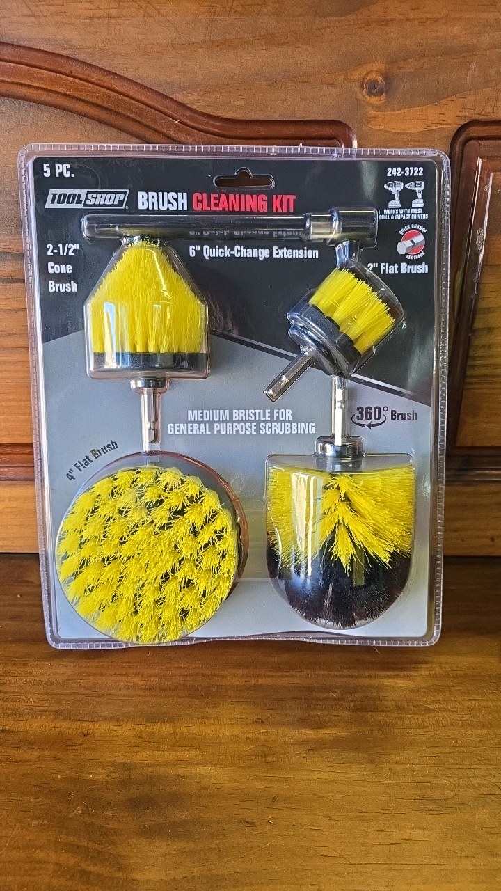 lot 27 image: ToolShop Brush Cleaning Kit- Yellow