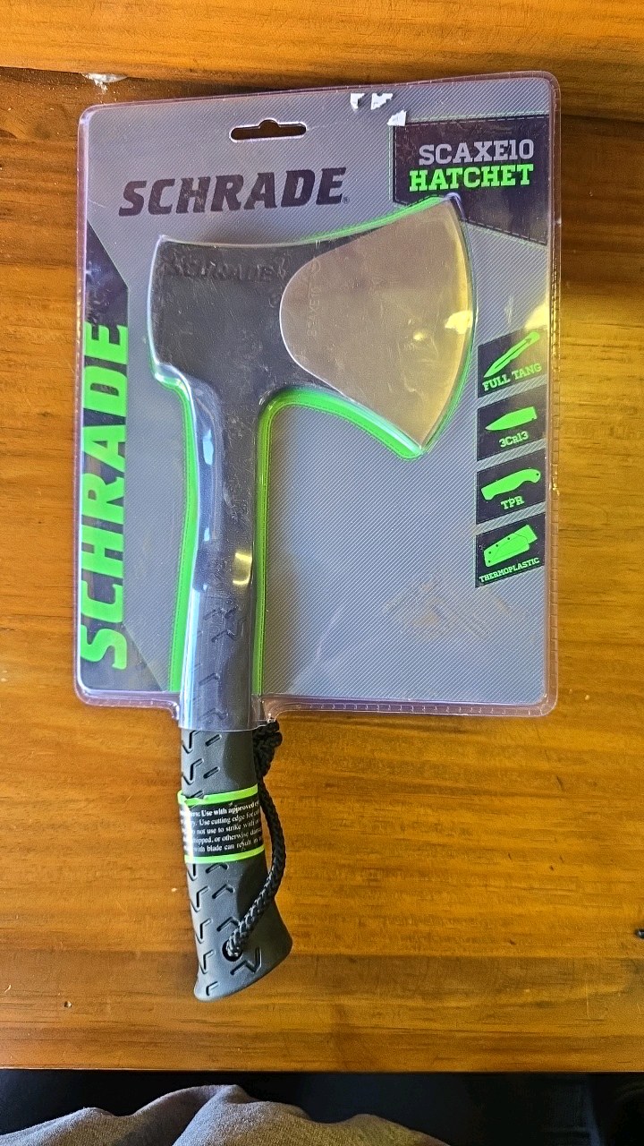 lot 32 image: NEW Hatchet