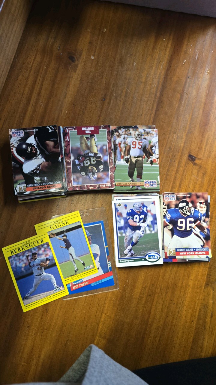 lot 49 image: Football Cards Mystery Lot