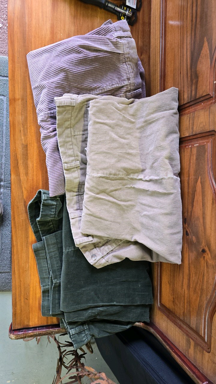 lot 74 image: 3 Pair of Cordoury Pants size 4430