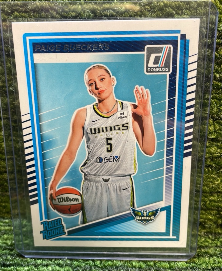 lot 159 image: 2025 Donruss Paige Bueckers, Dallas Waynes, RC Rookie Card