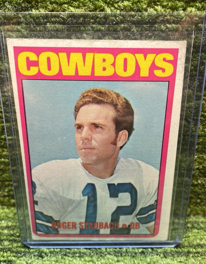lot 18 image: 1972 Topps Roger Staubach  Rookie Card    Quarterback Dallas Cowboys