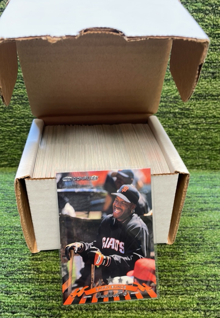 lot 205 image: 1998 Donruss Baseball Set (#1-420)