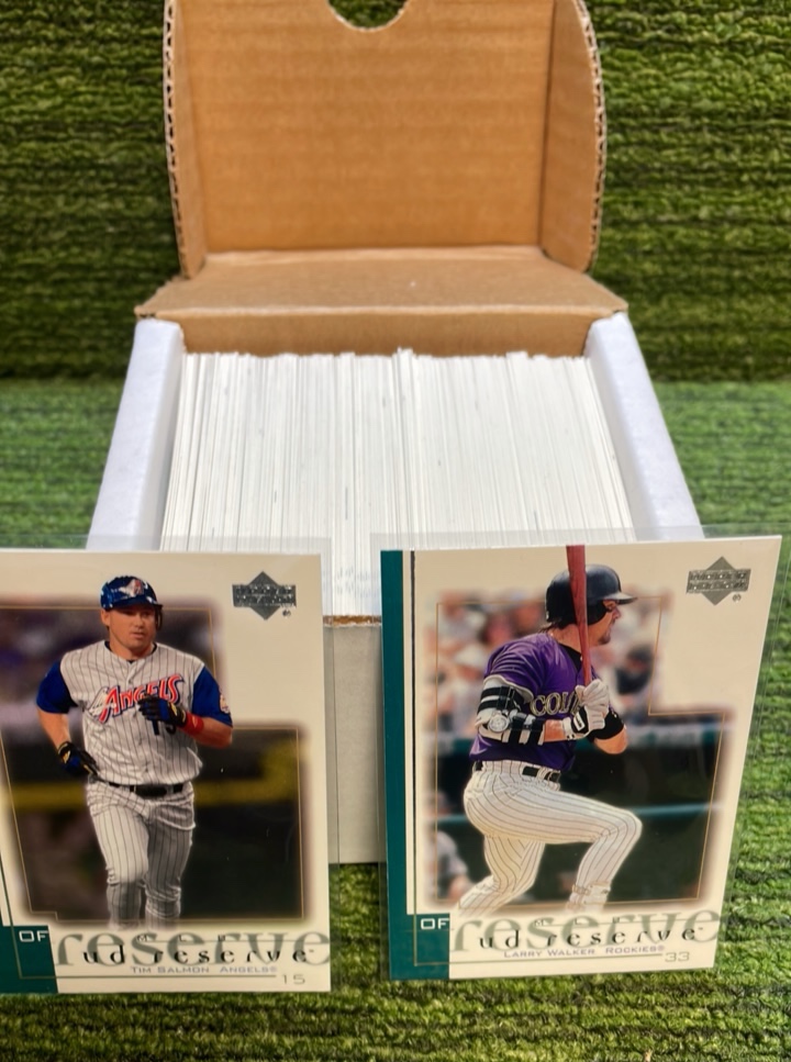 lot 206 image: 2001 Upper Deck Reserve MLB