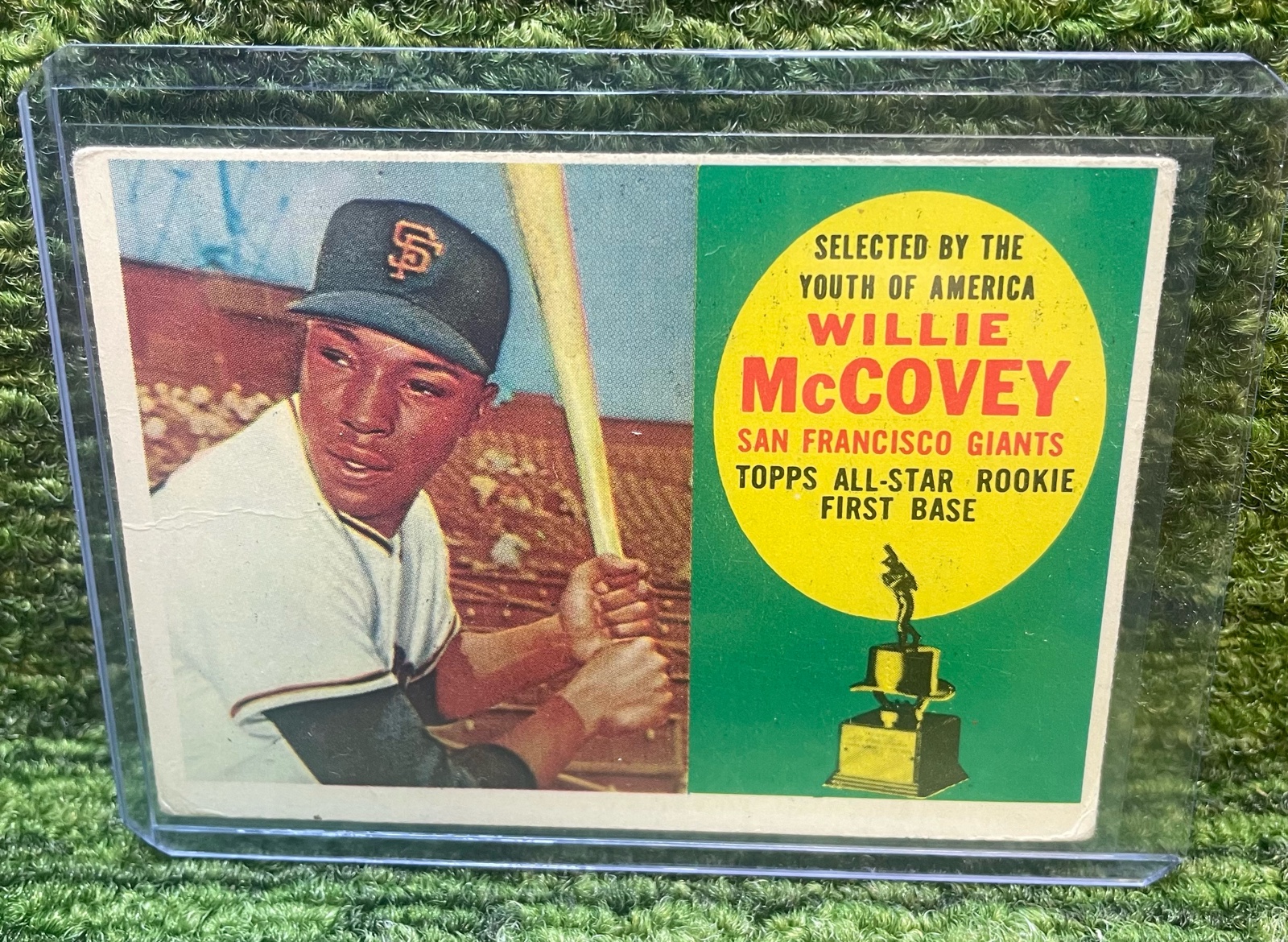 lot 21 image: 1960 Topps Rookie of Willie McCovey #316  All-Star Rookie San Francisco Giants