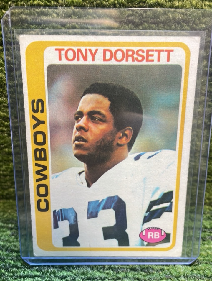 lot 224 image: 1978 Topps, Tony Dorsett Rookie Card Dallas Cowboys HOF