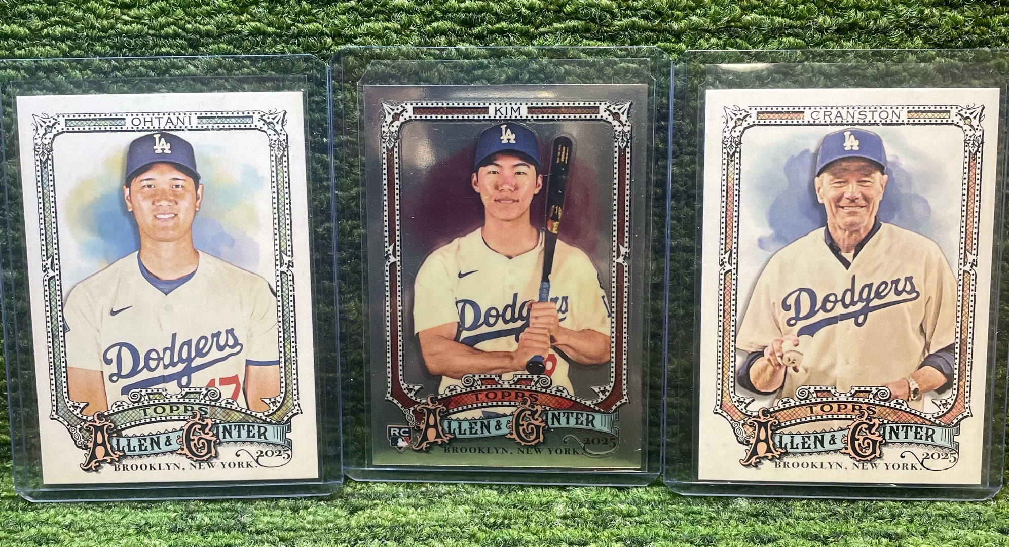 lot 225B image: Los Angeles Dodgers lot SHOHEI OHTANI, HYESEONG KIM, BRYAN CRANSTON Alan Ginter 2025