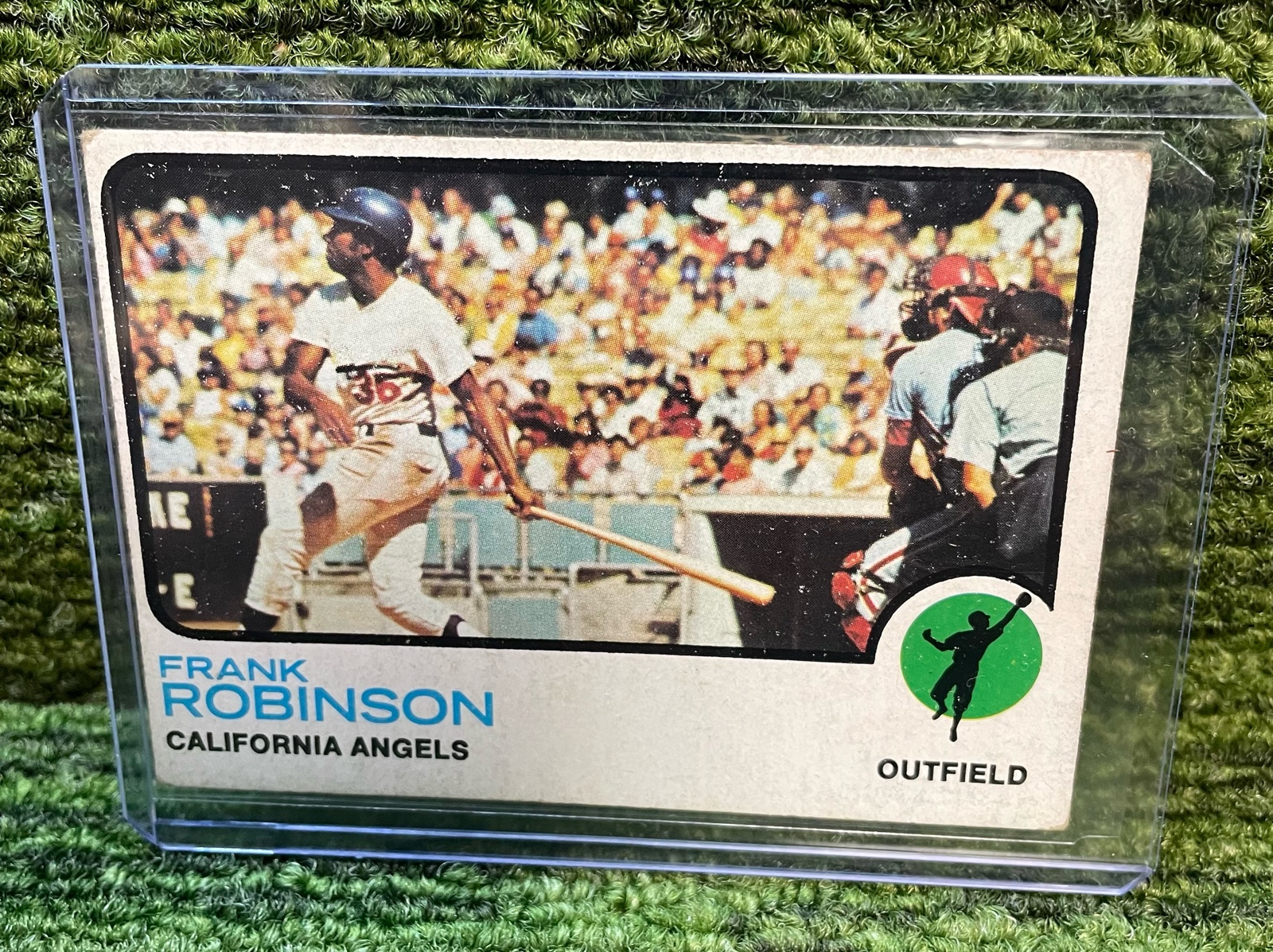 lot 24 image: 1973 Topps Frank Robinson, California Angels
