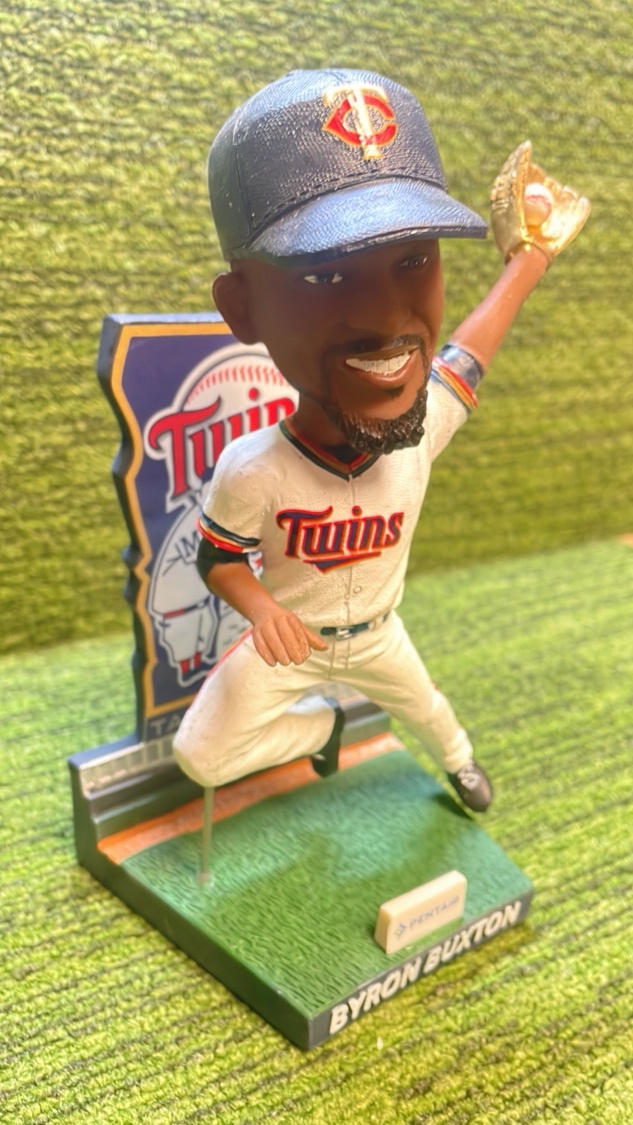lot 246 image: Byron Buxton Bobble Head,Target Field Minnesota Twins COOL