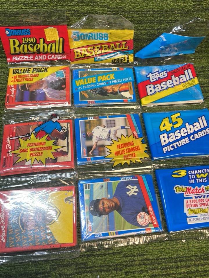 lot 266 image: 1990-91,92 Donruss Value Packs