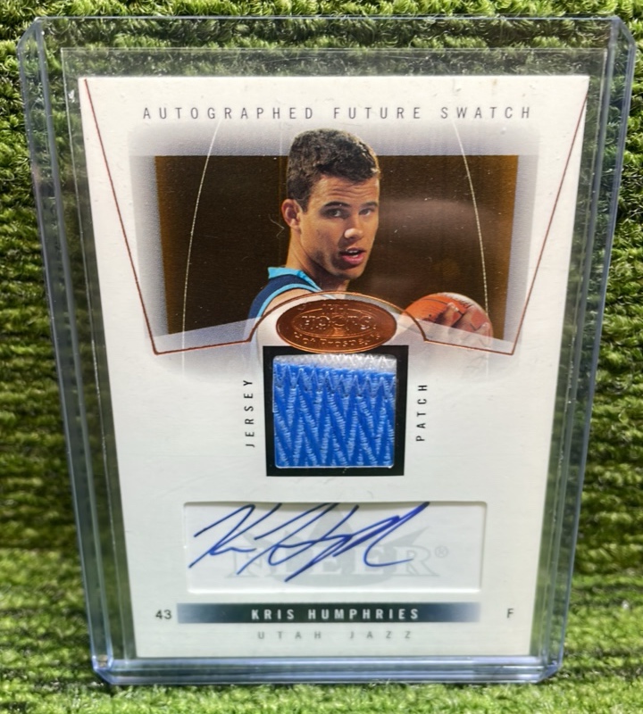 lot 31 image: 2004 Fleer NBA Chris Humphries Autographed Future Swatch numbered 350 Utah Jazz