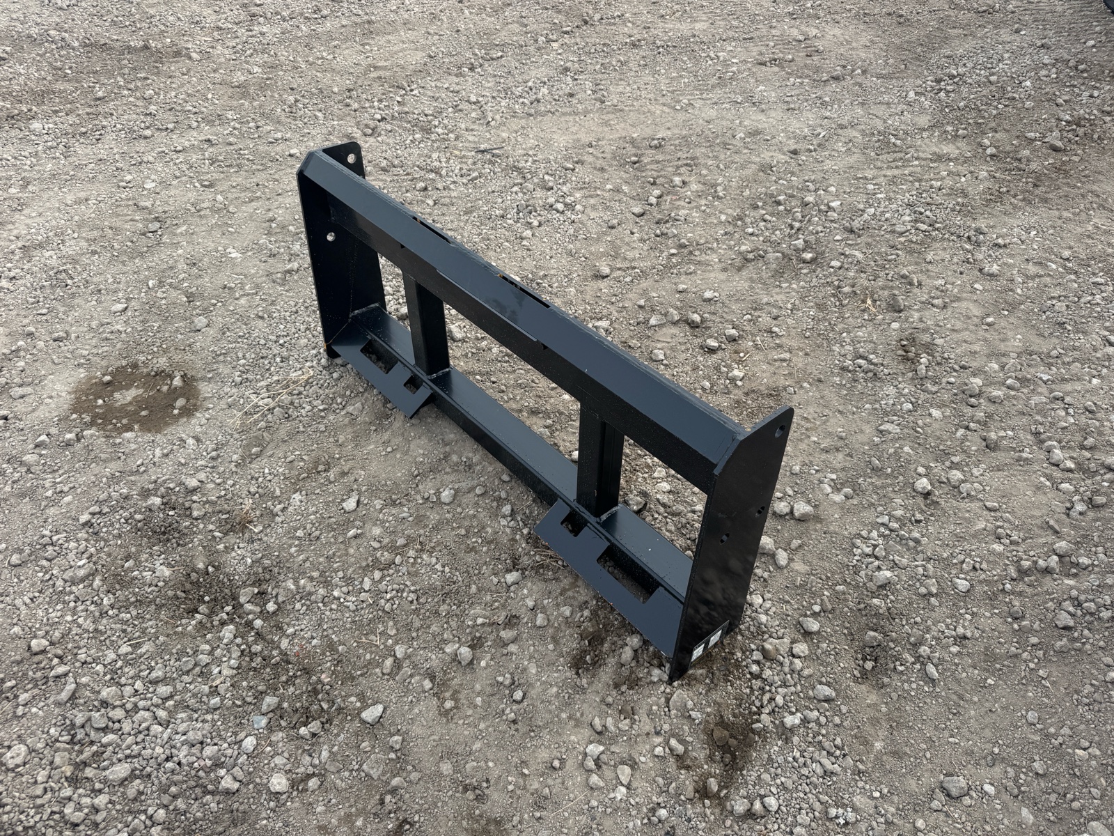 lot 116 image: Pallet Fork FrameWOLVERINE2026Unused