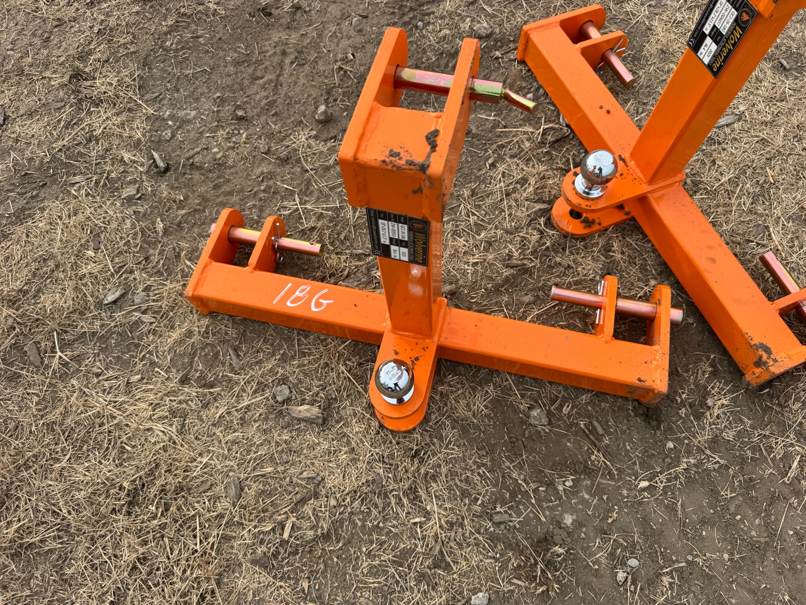 lot 68 image: QUICK COUPLER 2 WOLVERINE 2026 Unused QC2-26-18G