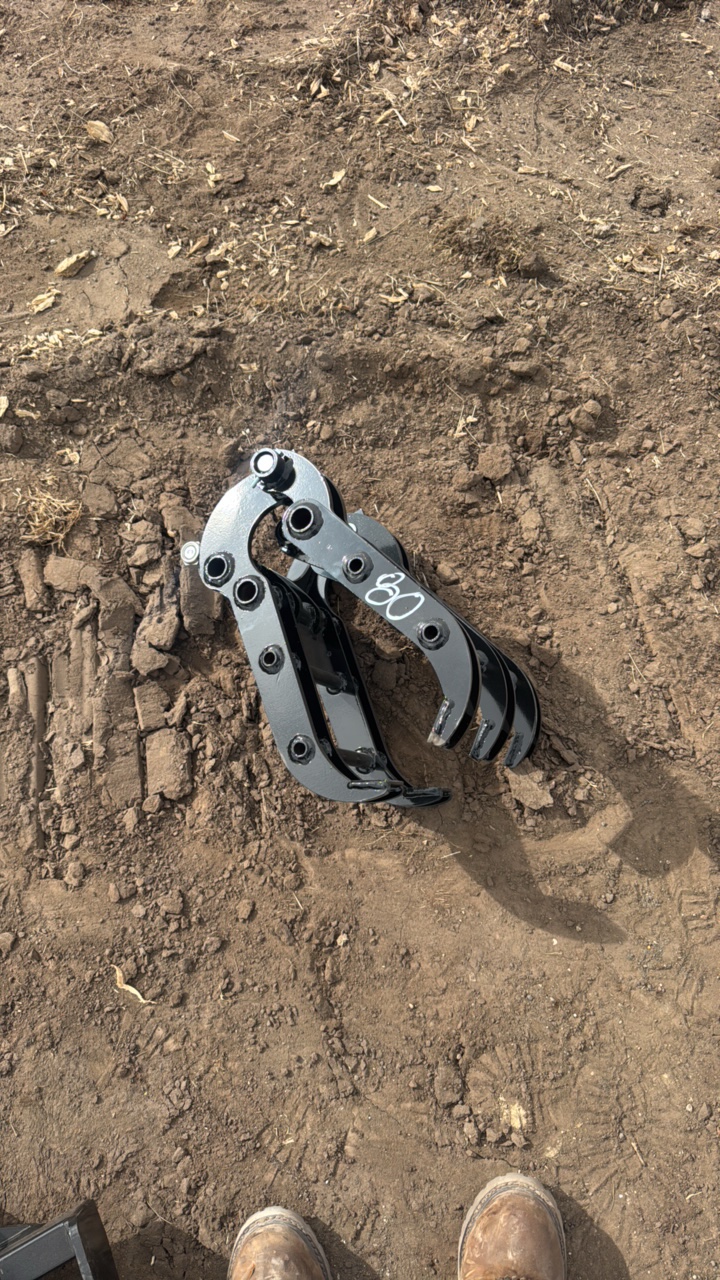 lot 80 image: Grabber 12EX-ZMQ 2026 Unused