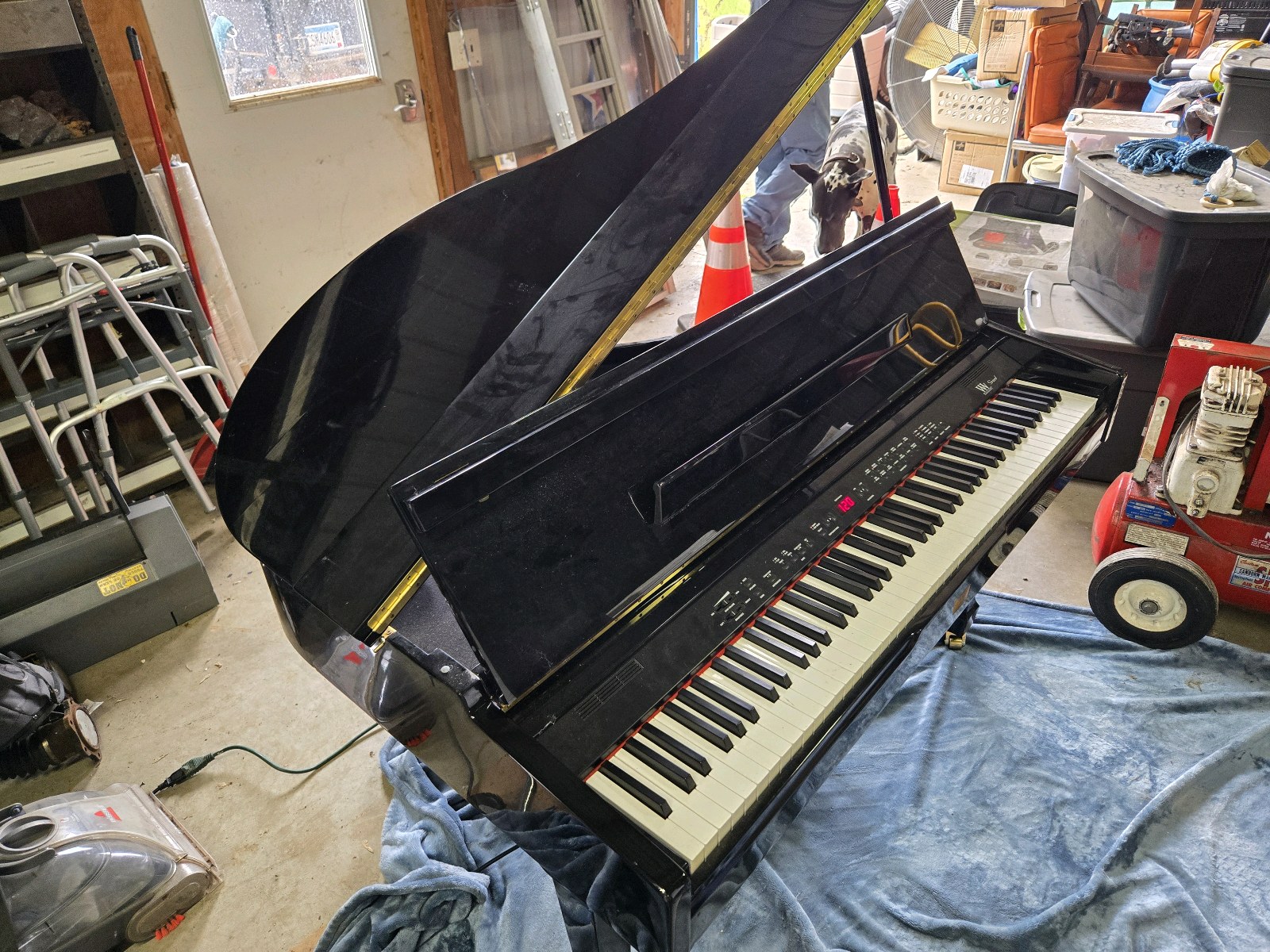 lot 1 image: Williams Digital Baby Grand Piano