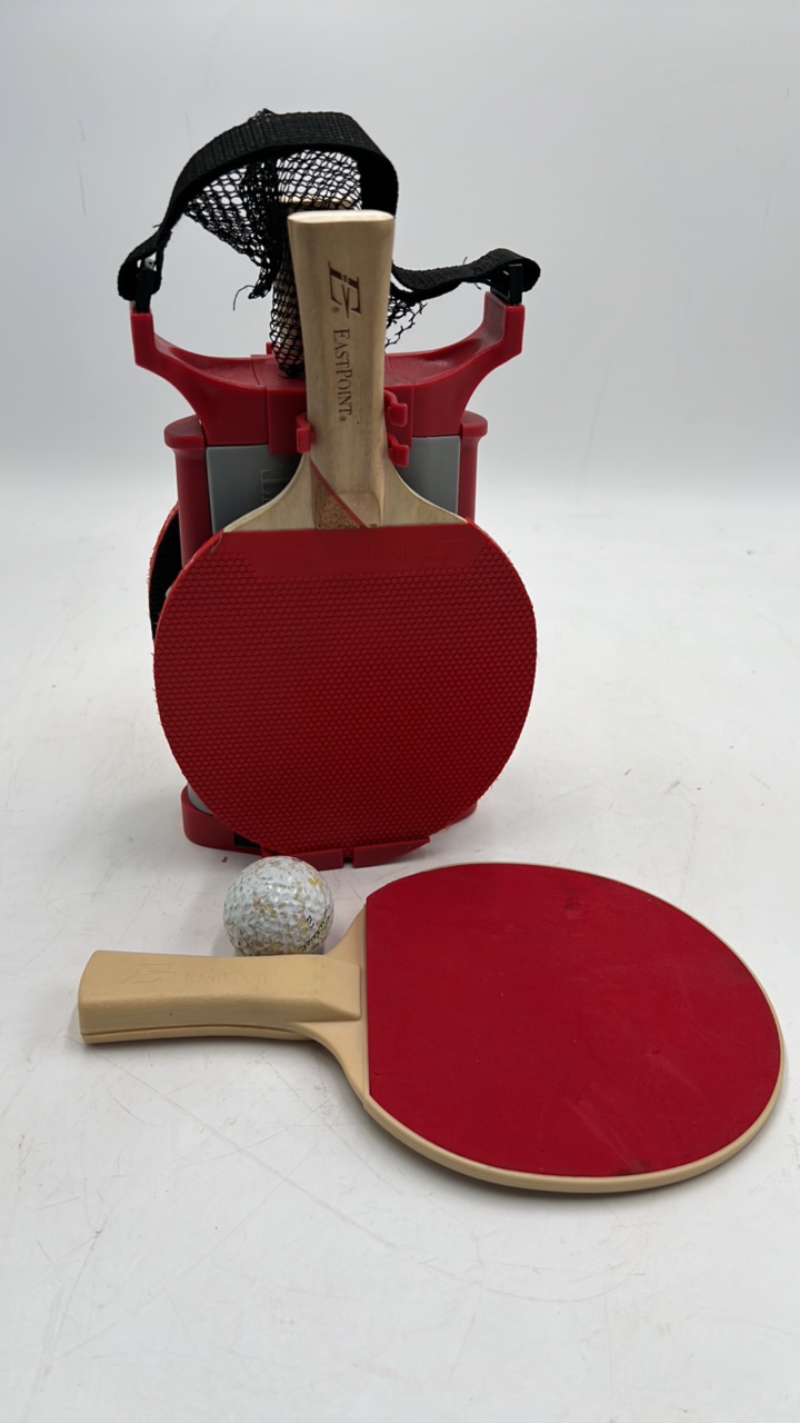 lot 39 image: Table Tennis set