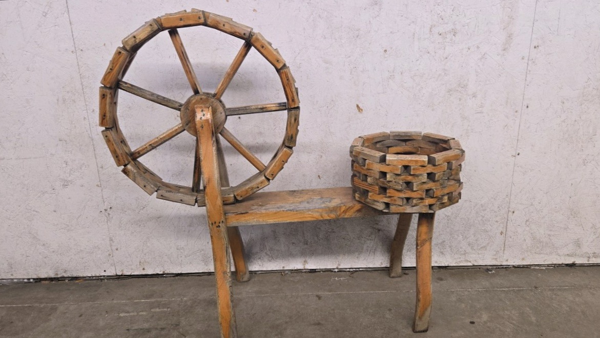 lot 9 image: Vintage Spinning Wheel Flower Pot