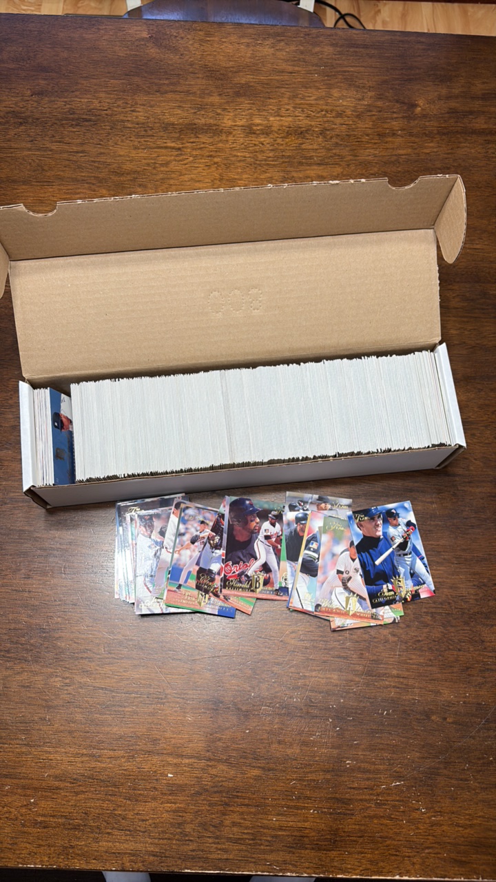 1994 Flair Complete Baseball Set, Lots of Stars and Rookies