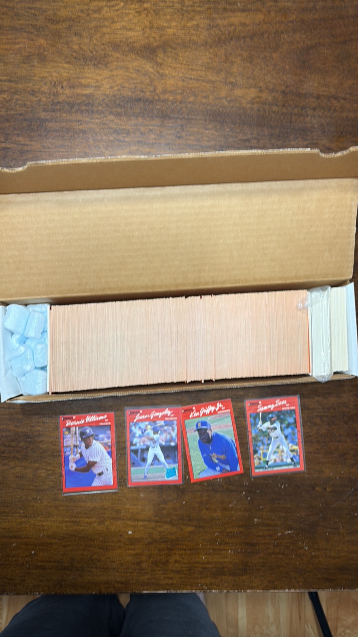 1990 Donruss Complete Baseball Card Set, Includes Top Rookies and Stars