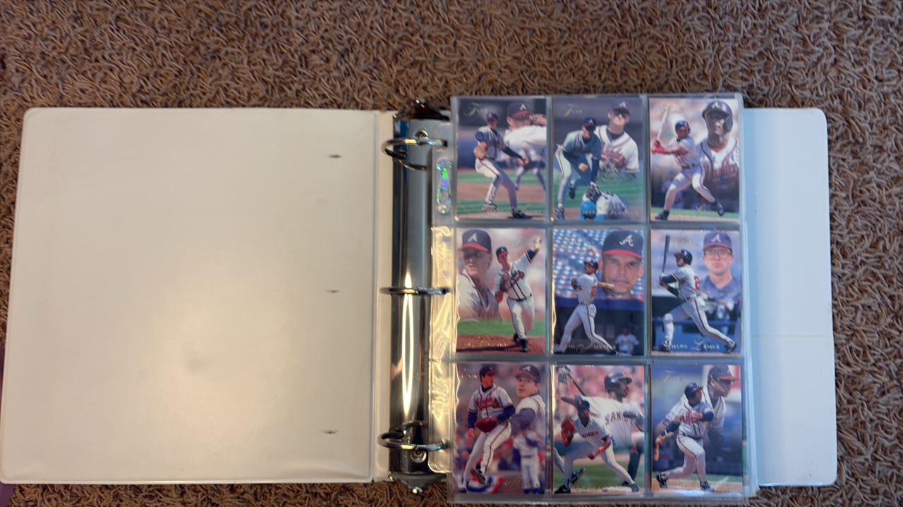 1993 Flair Baseball Card Complete Set, Binder and Pages Included