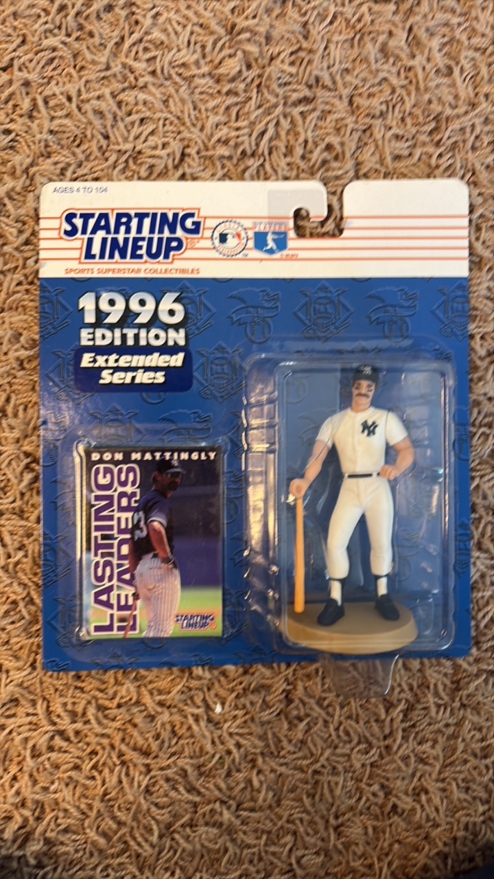 1996 Starting Lineup Don Mattingly Figurine and Card