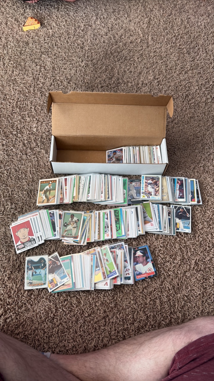 Box of Mixed Baseball Cards, Some Stars, Parallels, Vintage and Modern, Most Cards are Sleeved