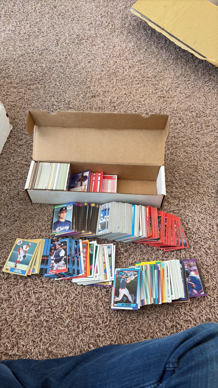 Box of Chicago Cubs and White Sox Baseball Cards from 1990s