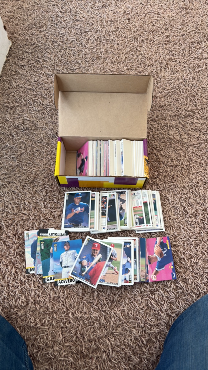 1995 Upper Deck Collectors Choice Set (May be Missing a card or Two, Cards are Not in Order, Bid Accordingly)