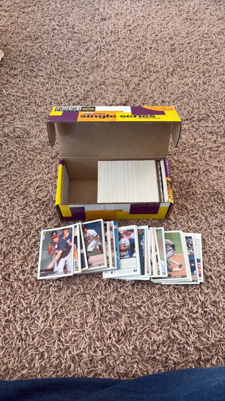 1995 Upper Deck Collectors Choice Set (May be Missing a card or Two, Cards are Not in Order, Bid Accordingly)