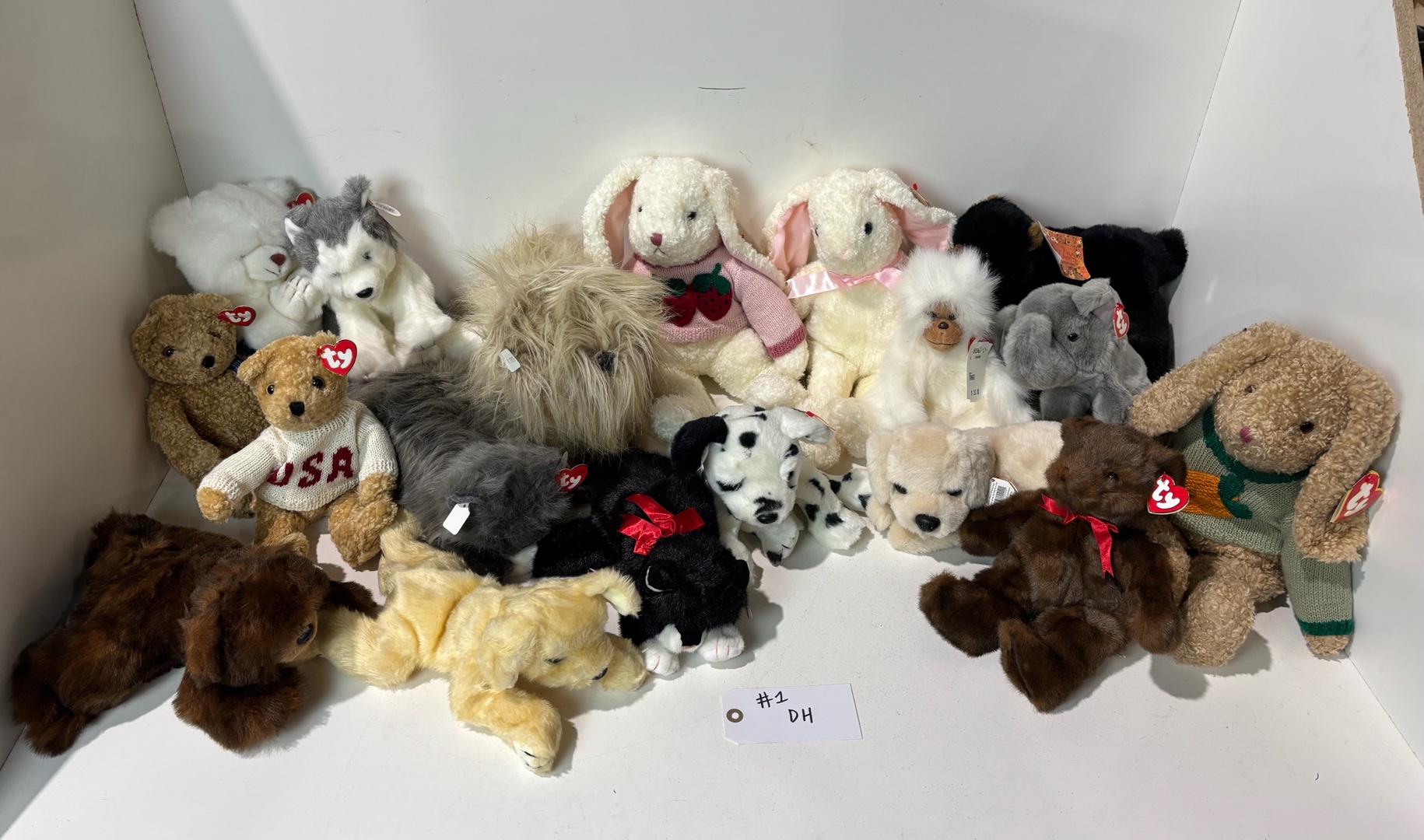 lot 1 image: Lot of Ty plush animals wtags