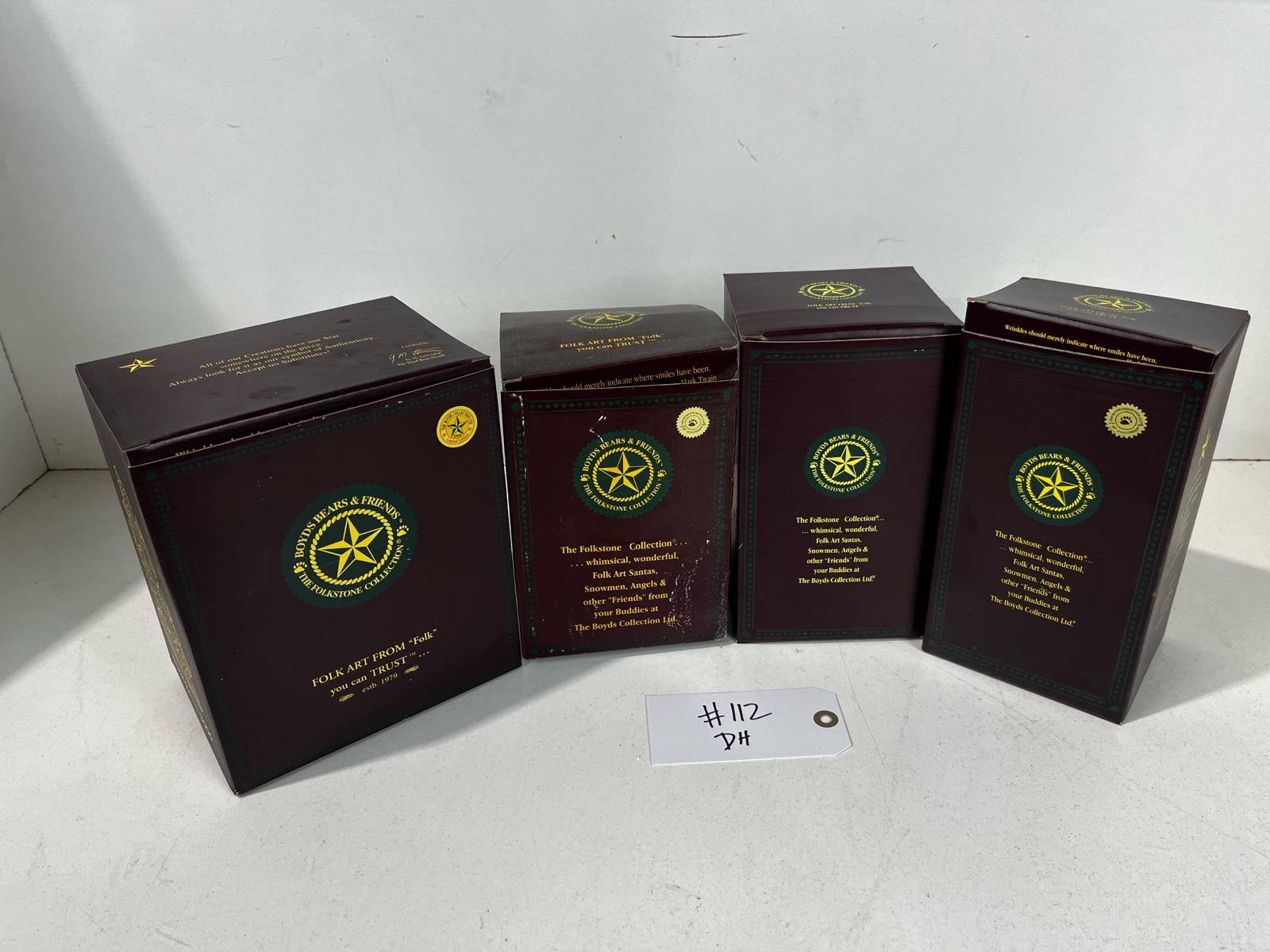 lot 112 image: Boyds Bears