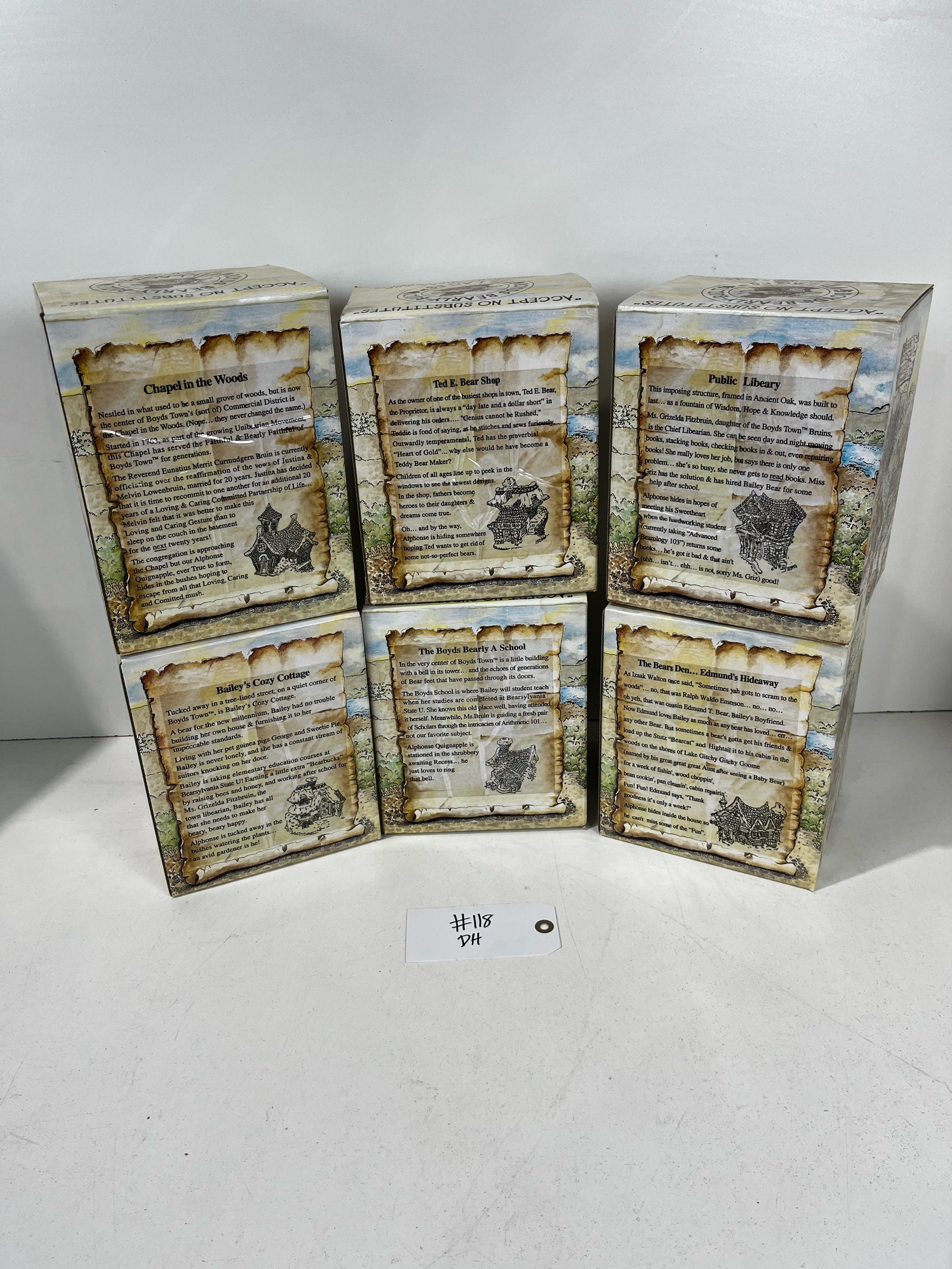 lot 118 image: Boyds Bears