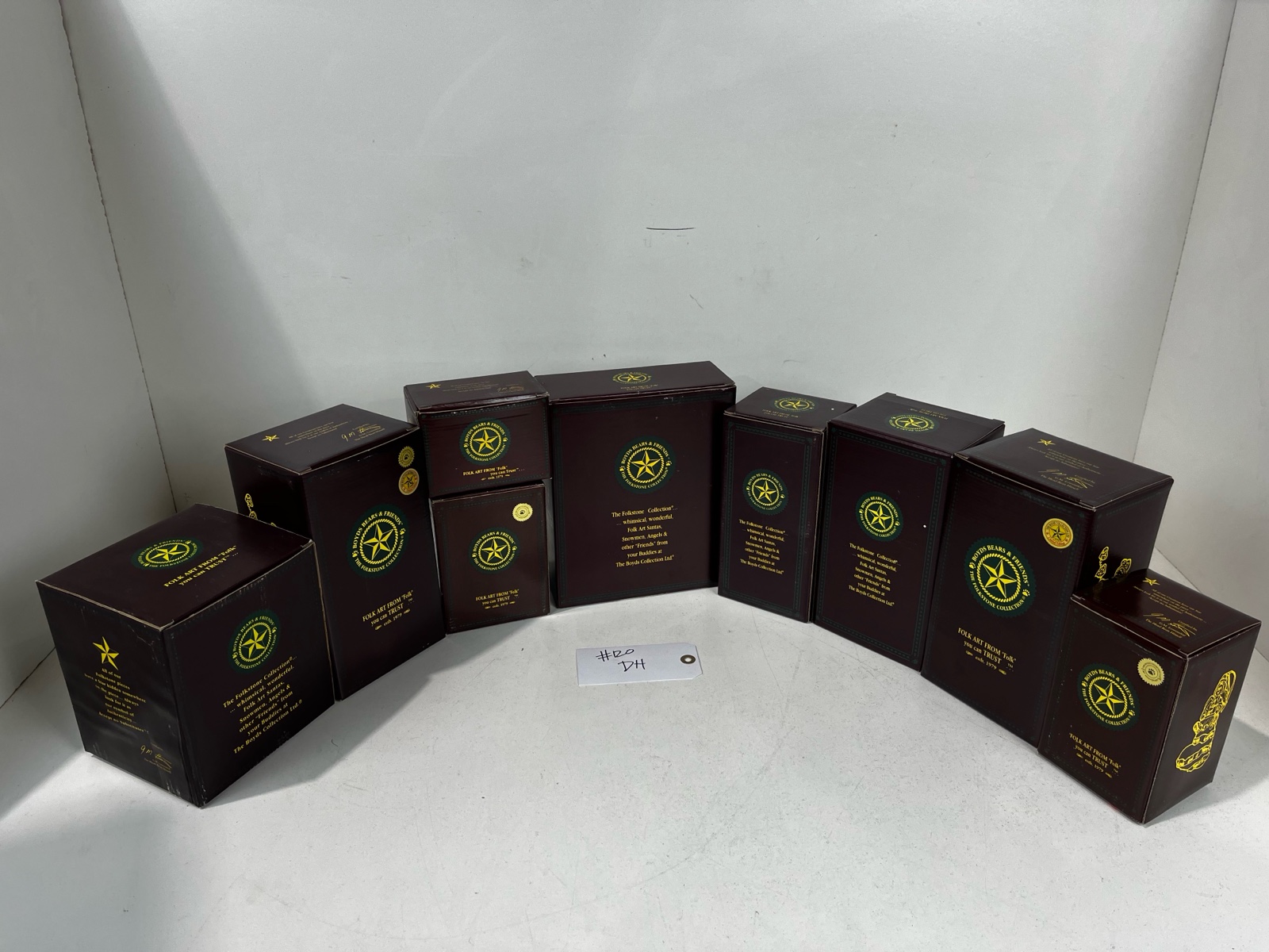 lot 120 image: Boyds Bears