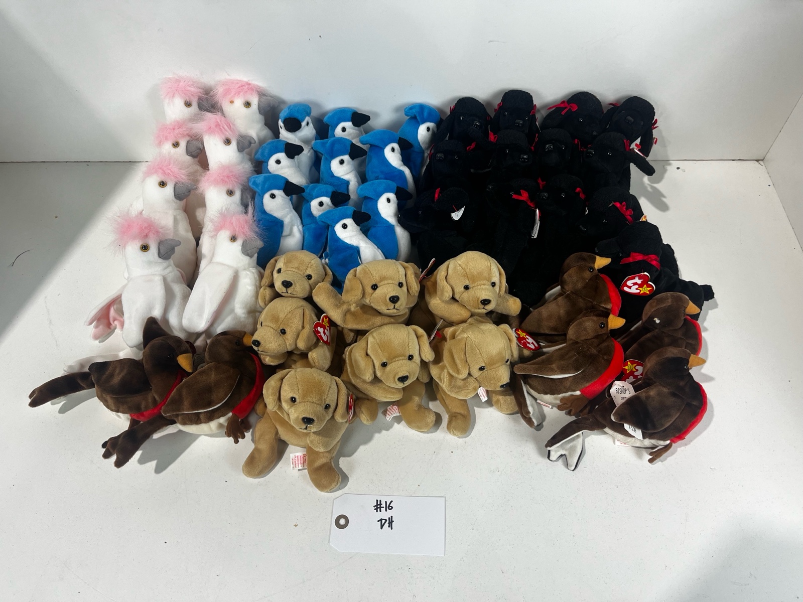 lot 16 image: TY Beanie Babies