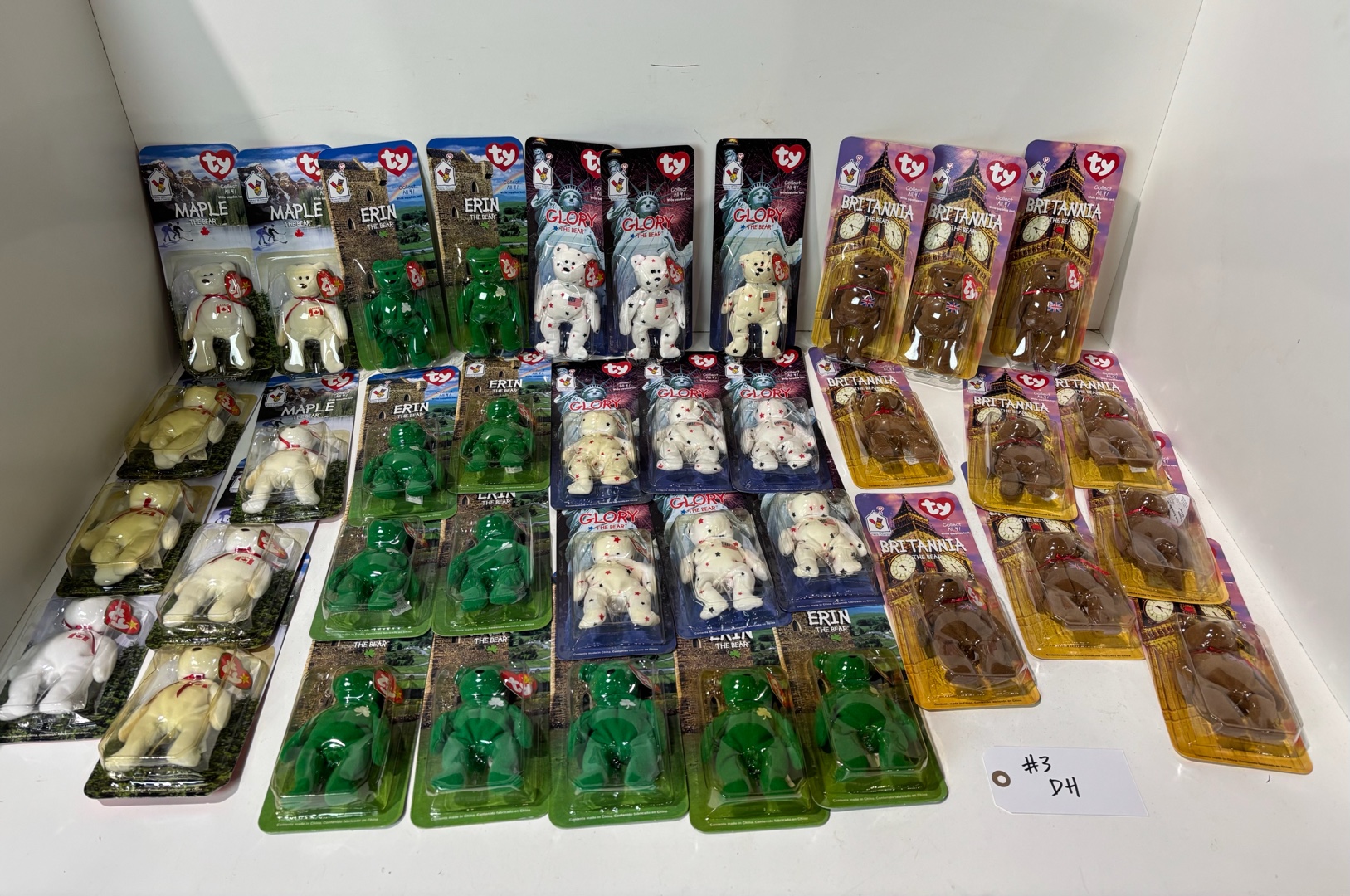 lot 3 image: Lot of McDonalds Ty Beanie Babies Colectibles