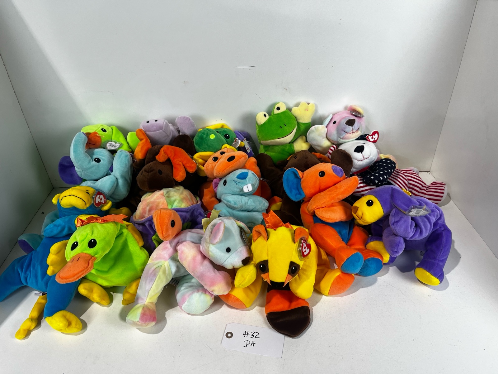 lot 32 image: TY Buddies Plush Collectibles