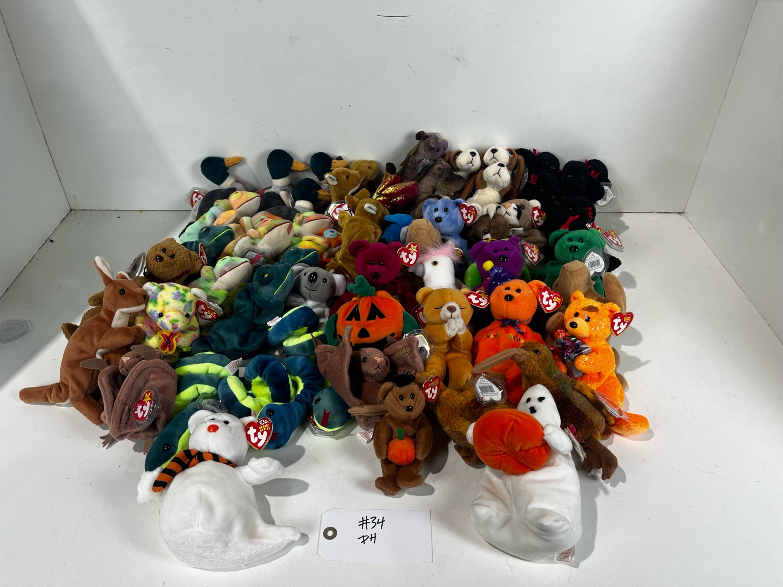 lot 34 image: TY Bean Babies