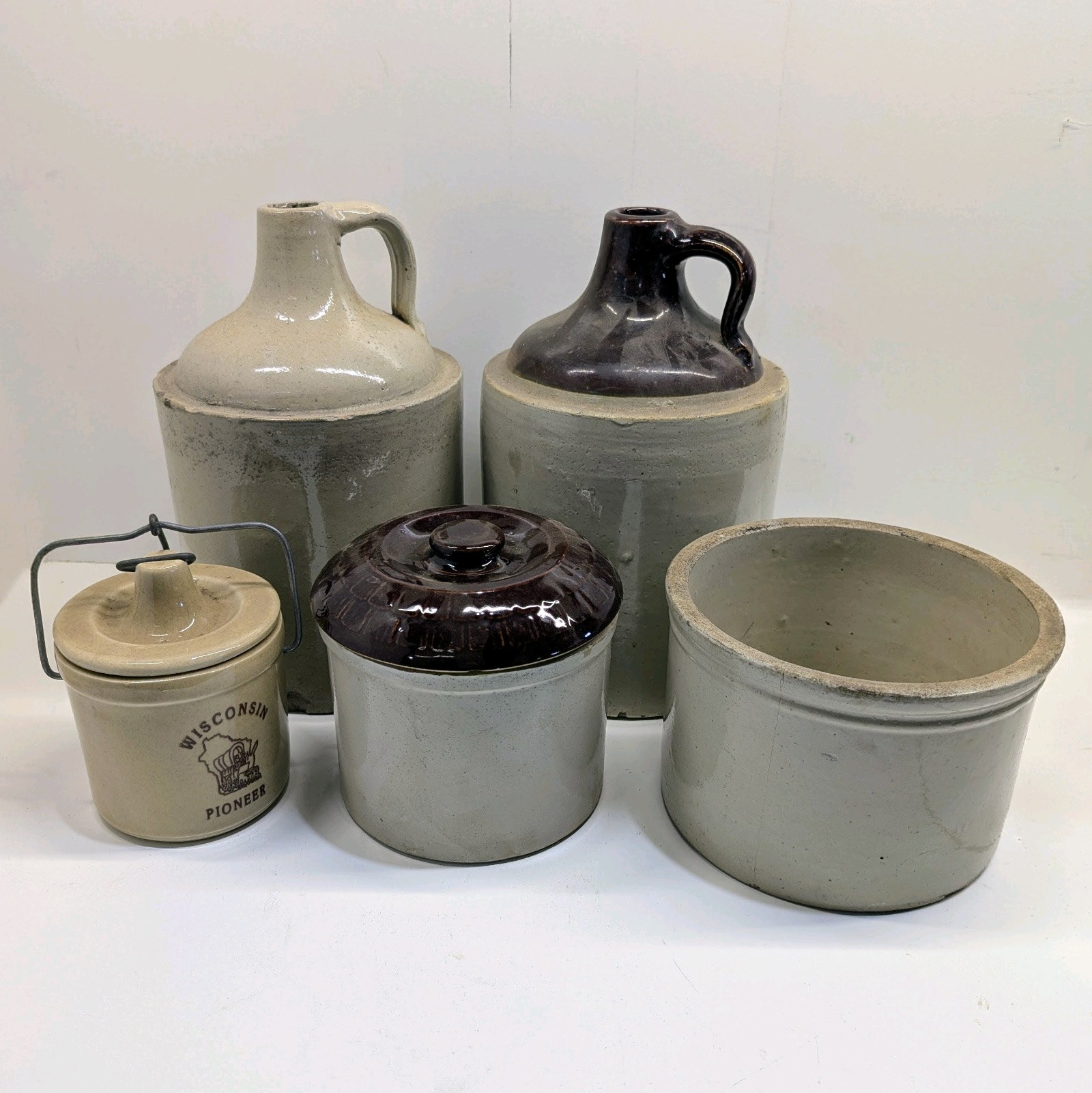 lot 57 image: Lot of Pottery Crocks and Jugs