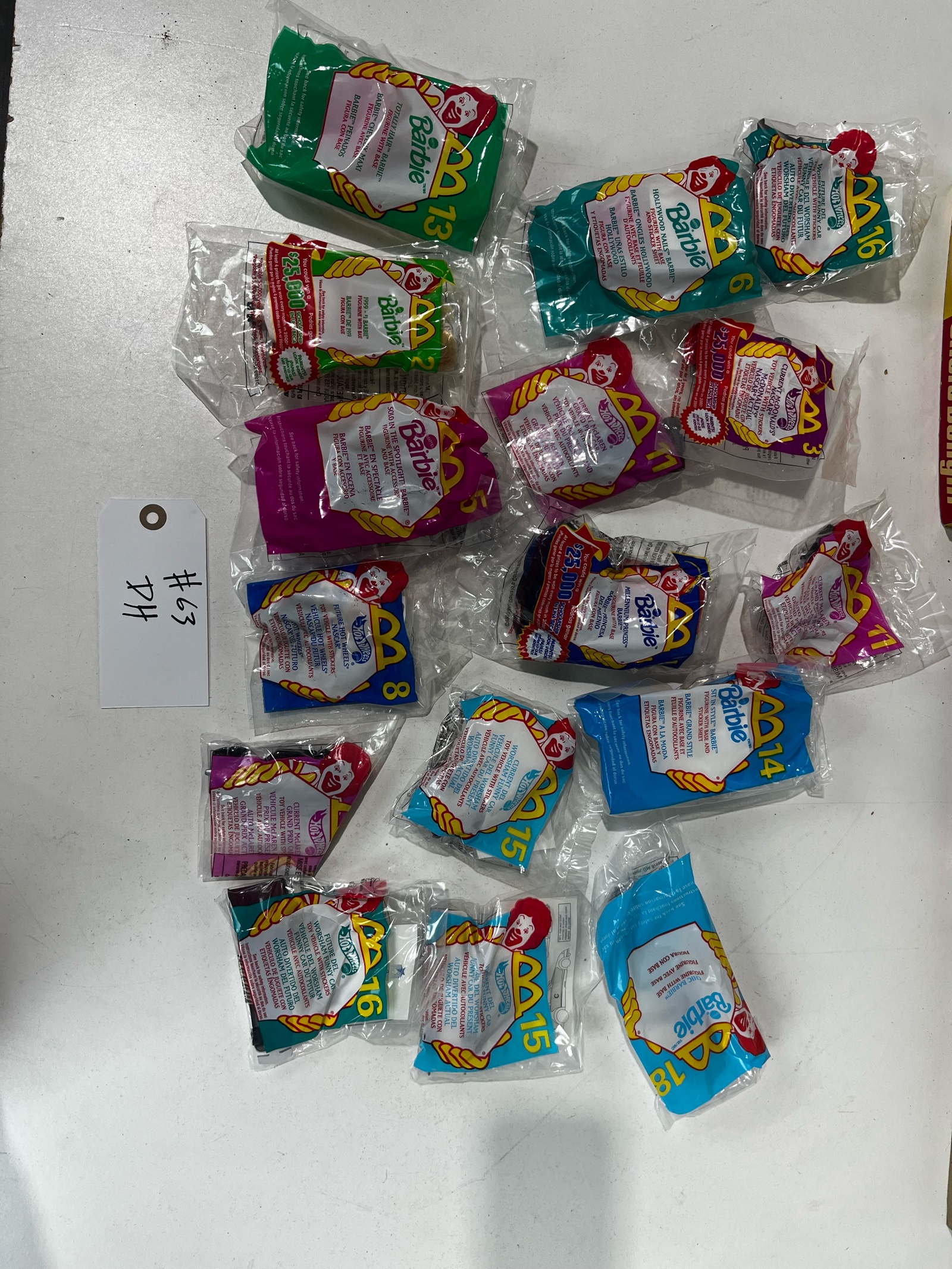 lot 63 image: Plush Toy Collectibles