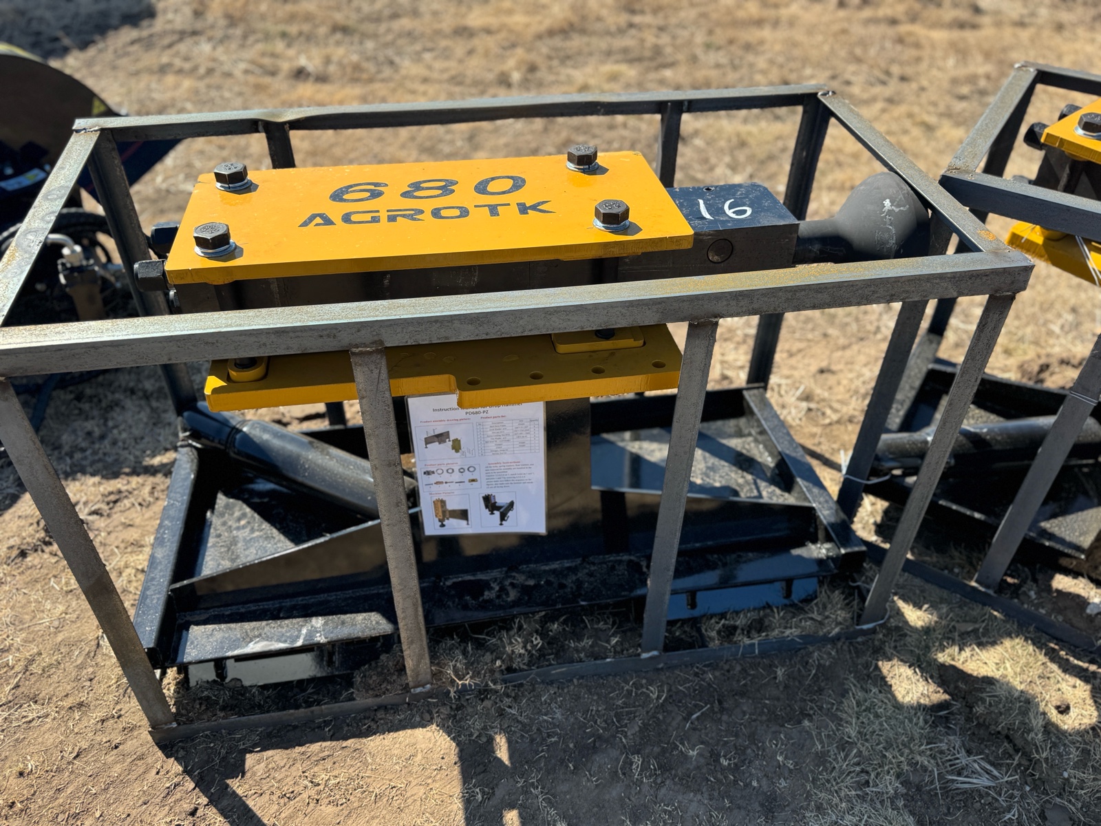 lot 16 image: Skid Steer drop hammer - AGT - 2026 - Unused - PD680-PZ