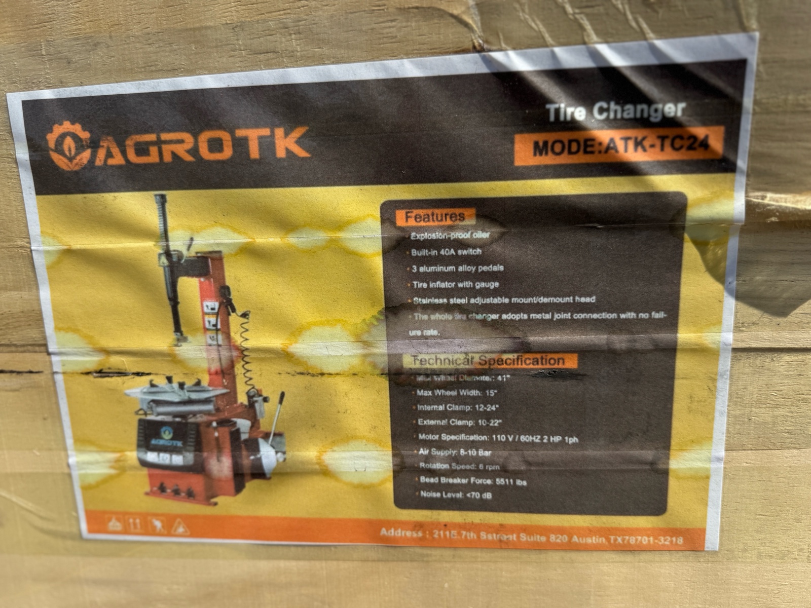 lot 26 image: Tire Changer - AGT - 2026 - Unused - ATK-TC24