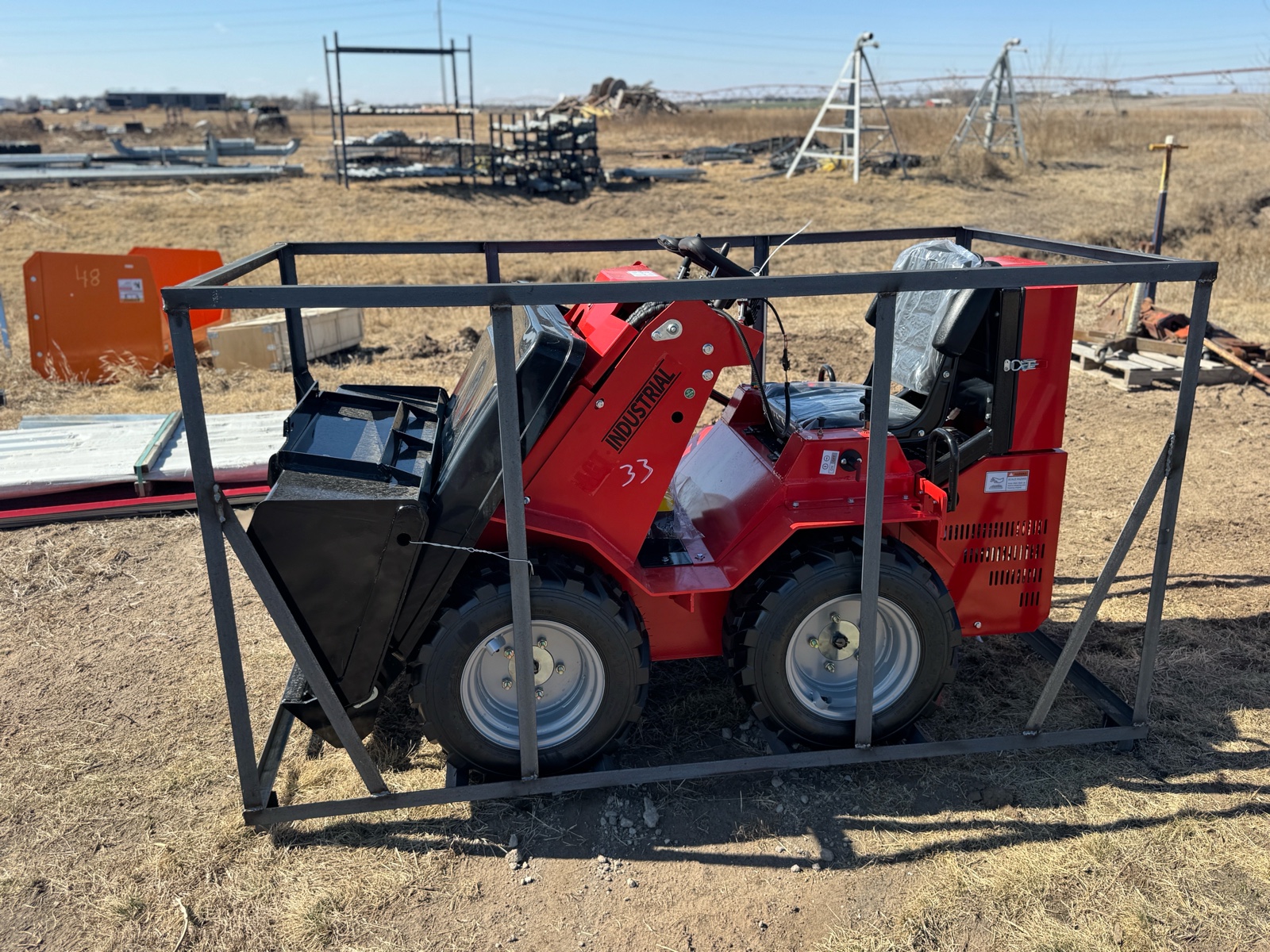lot 33 image: Wheel Loader - AGT - 2026 - Unused - SDA-140W