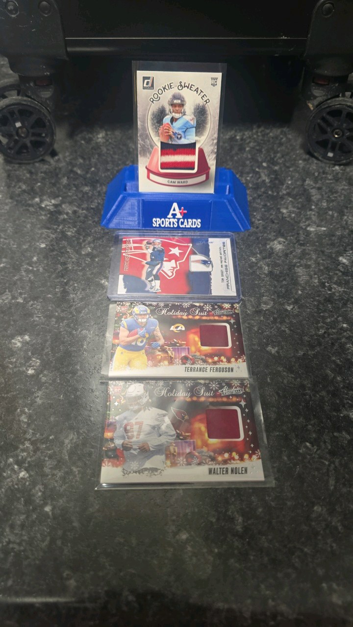 lot 1 image: Donruss Cam Ward patch tom brady fleer 2002 1318  holiday edition Terrance Ferguson patch card  holiday edition Walter Nolel patch card