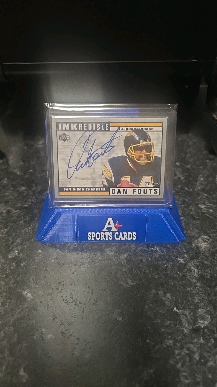 lot 41 image: Upper Deck Dan Fouts autograph card