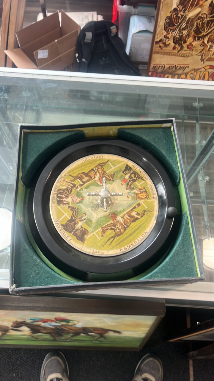 lot 12 image: 1890s sandown roulette game
