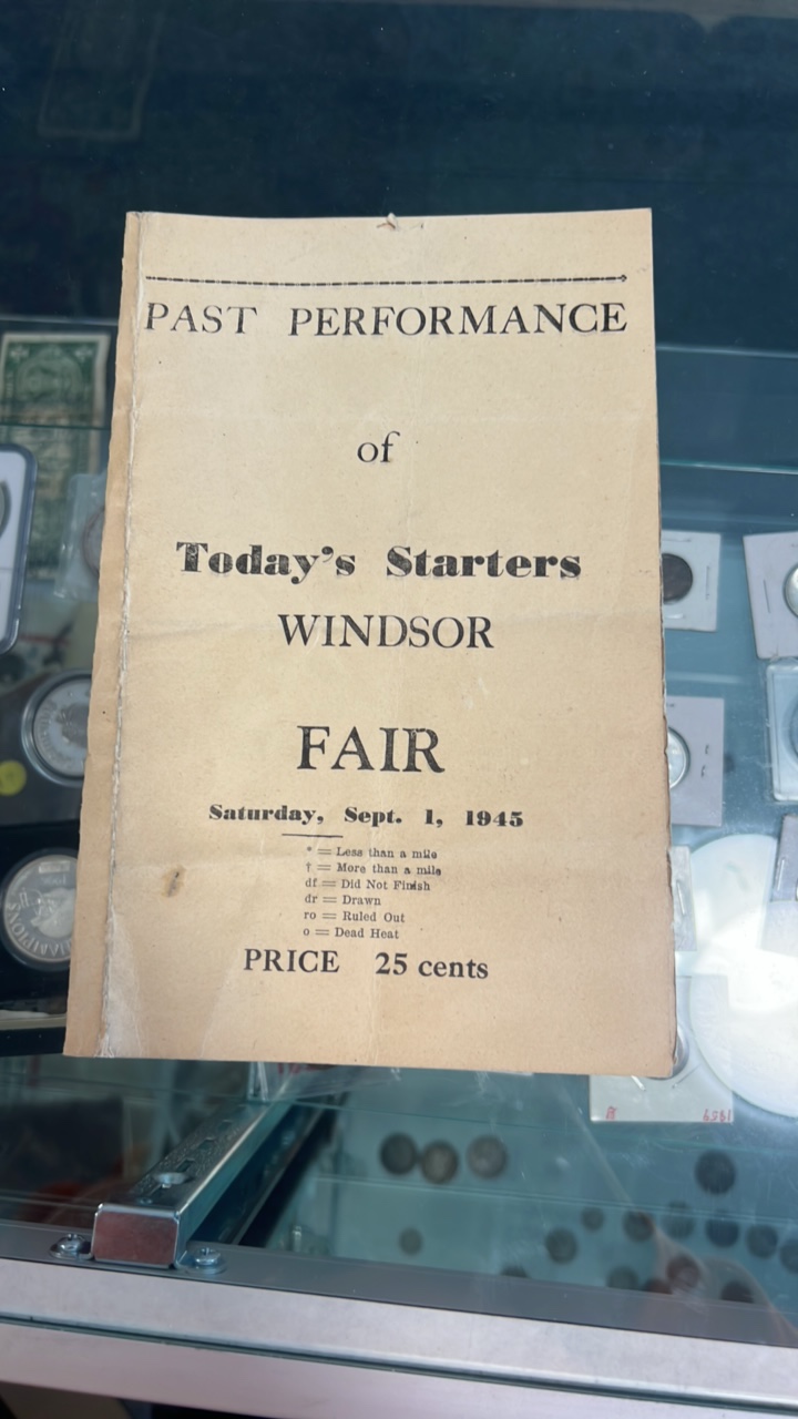 lot 124 image: 1945 Windsor fair race program