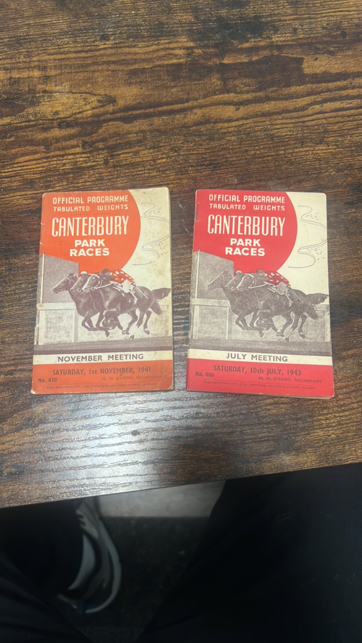 lot 58-1 image: 1941-1943 Canterbury park race programs