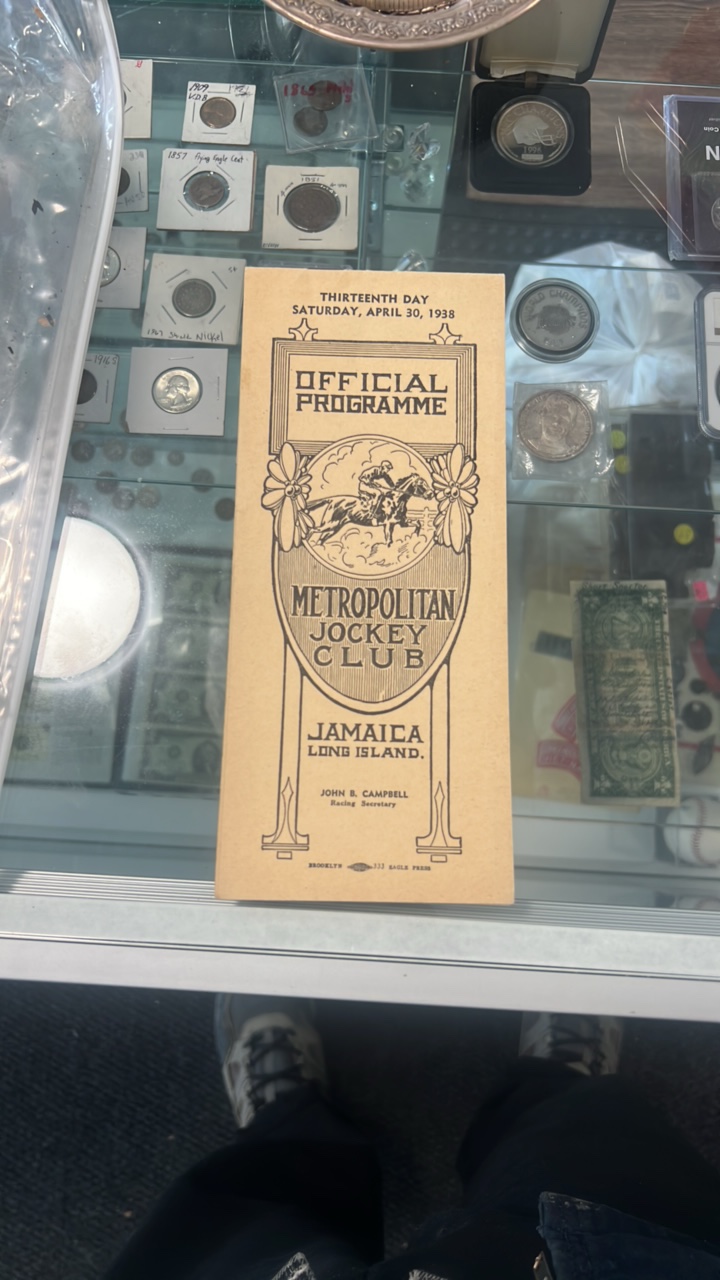 lot 84 image: 1938 metropolitan jockey club racing program