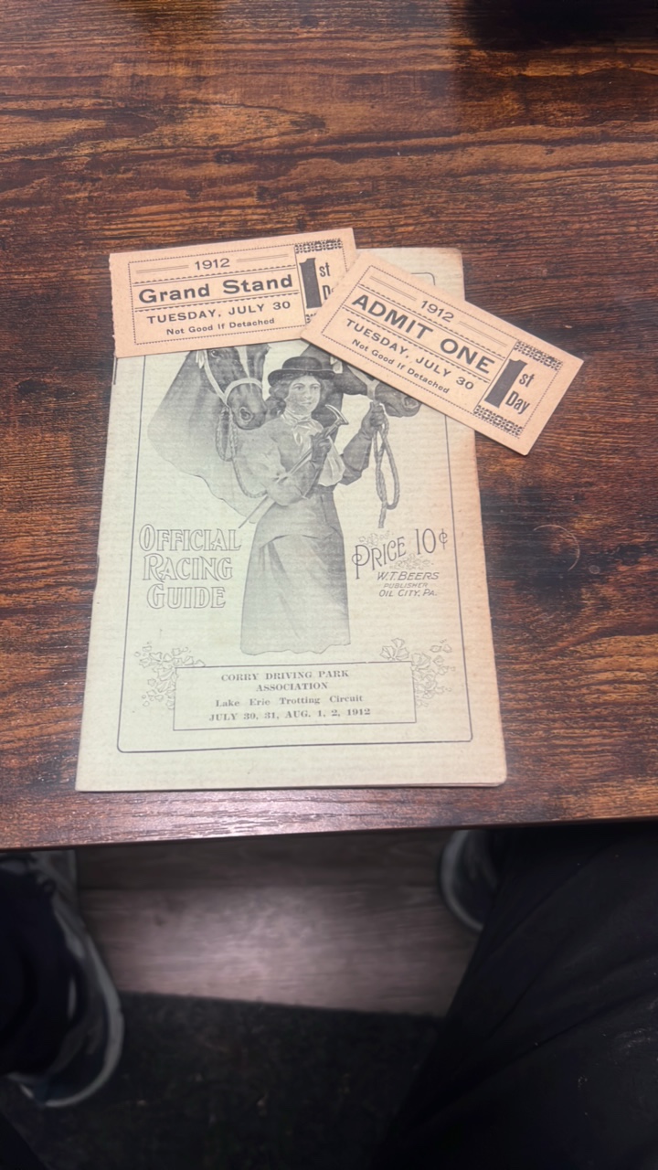lot 92 image: 1912 Lake Erie trotting circuit race program and tickets